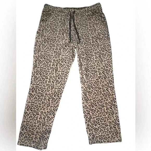 Muk Luk’s Leopard Print Super Soft Lounge Pants - Picture 2 of 6